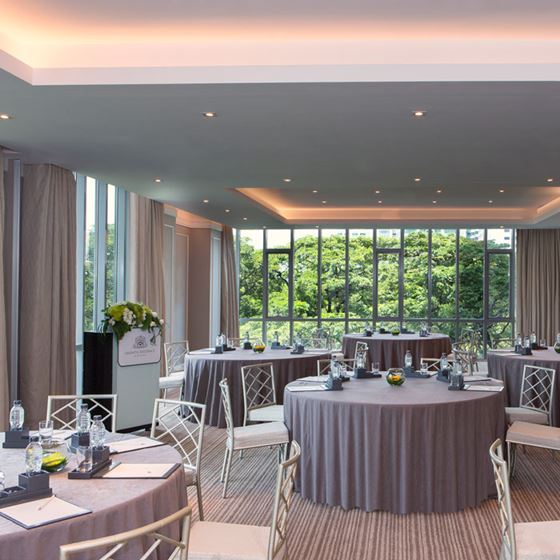 פגישות - Oriental Residence Bangkok
